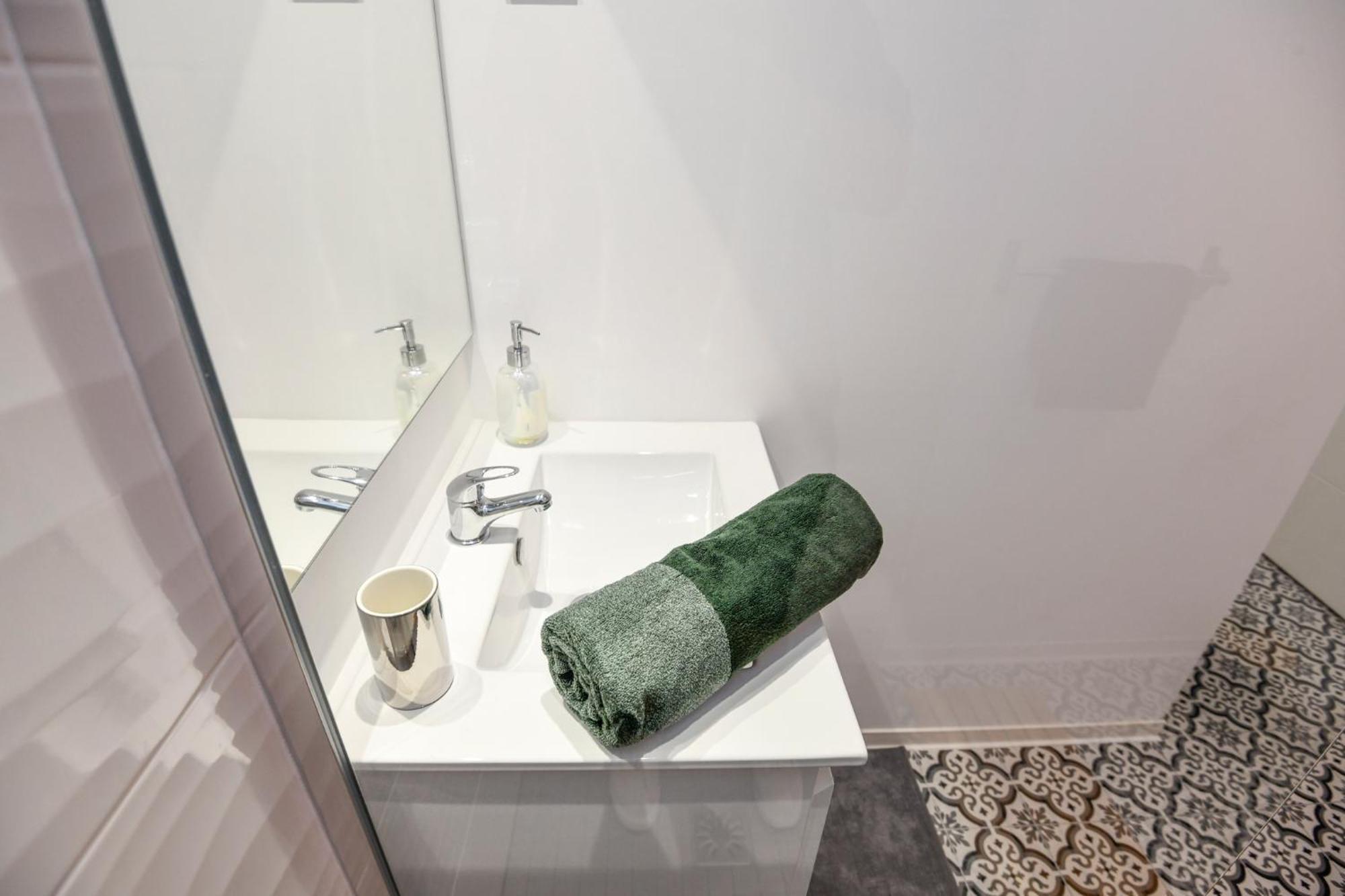 Studio Magda - Fibre Et Tv - Calme Et Confortable Saint-Quentin  Luaran gambar