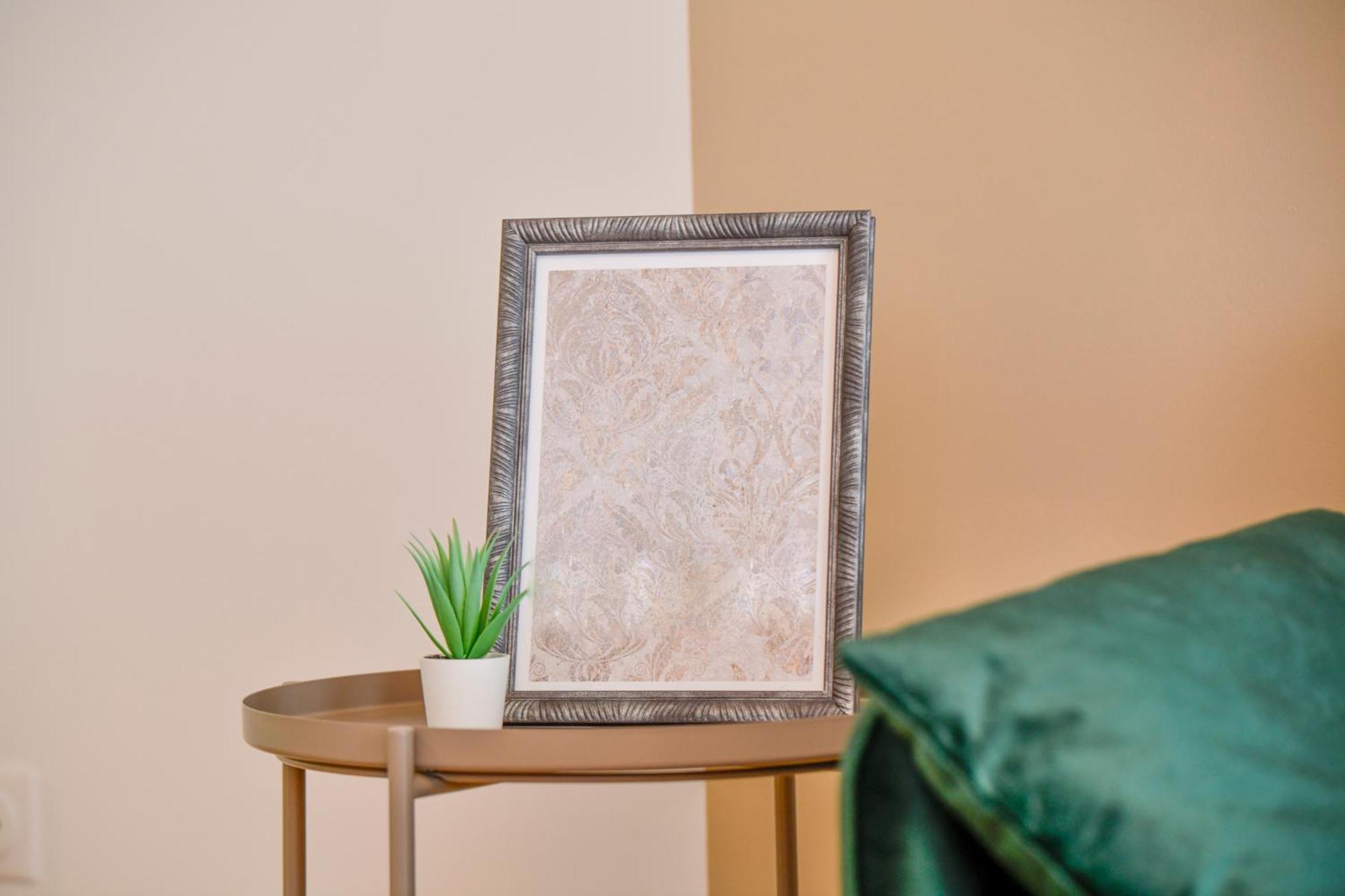 Studio Magda - Fibre Et Tv - Calme Et Confortable Saint-Quentin  Luaran gambar